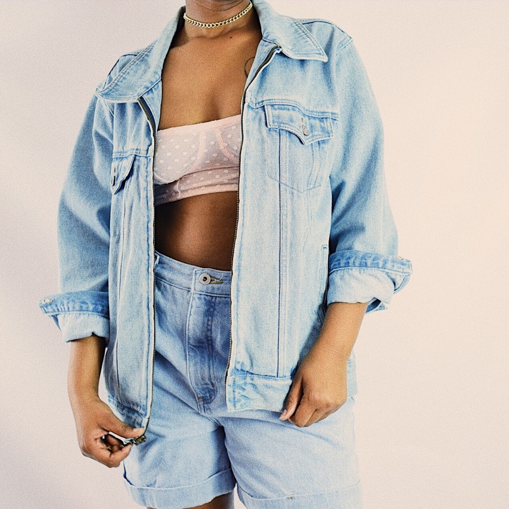 SOLD Vintage Women’s Gap Denim Jacket